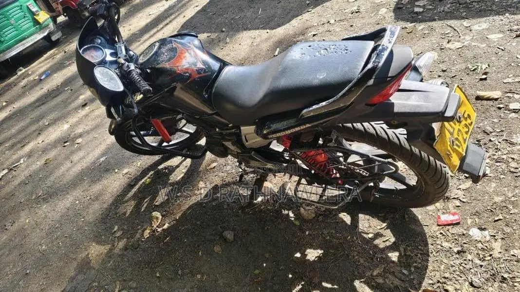 Hero-Honda Hunk 2008 Motorbike (Used)