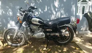 Suzuki GN125 2010 Motorbike (Used)