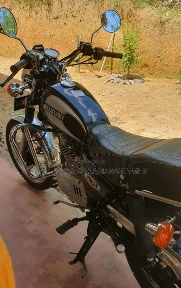Suzuki GN125 2010 Motorbike (Used)