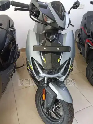 Hero Xoom 110 Combat 2025 Motorbike Brand New