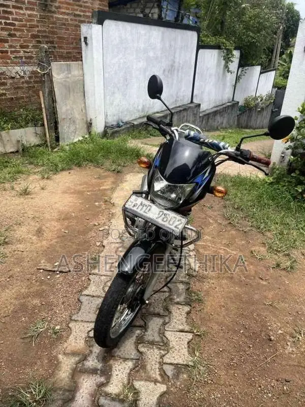 Bajaj CT-100 2005 Motorbike (Used)
