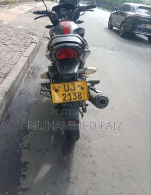 Hero Hunk 2010 Motorbike (Used)