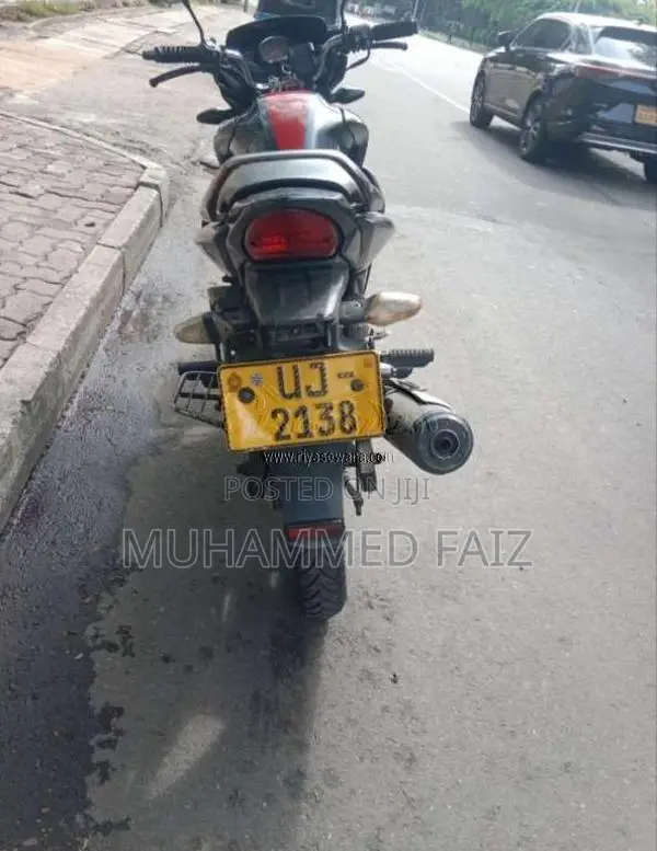 Hero Hunk 2010 Motorbike (Used)