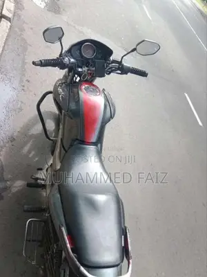 Hero Hunk 2010 Motorbike (Used)