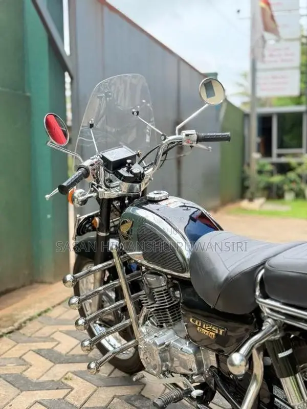 Honda Benly 1996 Motorbike (Used)