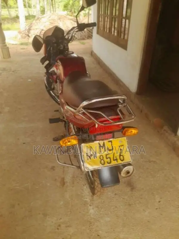 Bajaj CT-100 2005 Motorbike (Used)