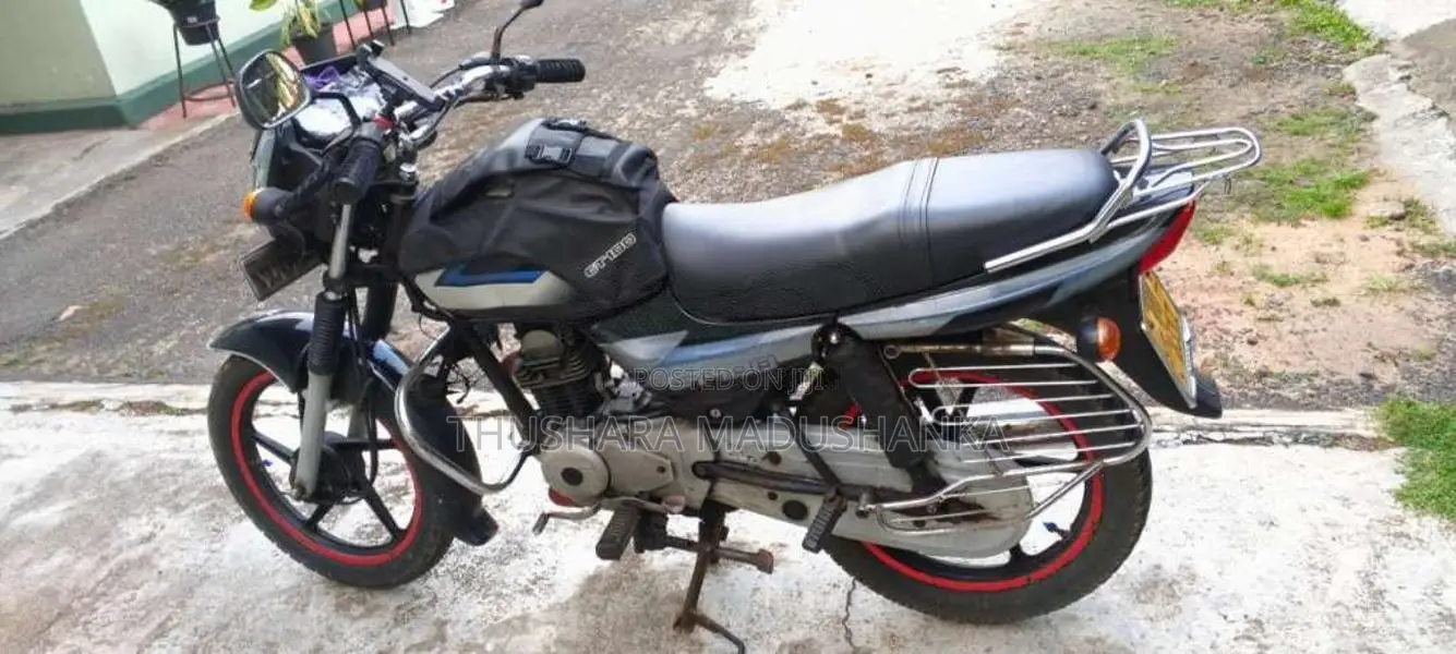 Bajaj CT-100 2012 Motorbike (Used)