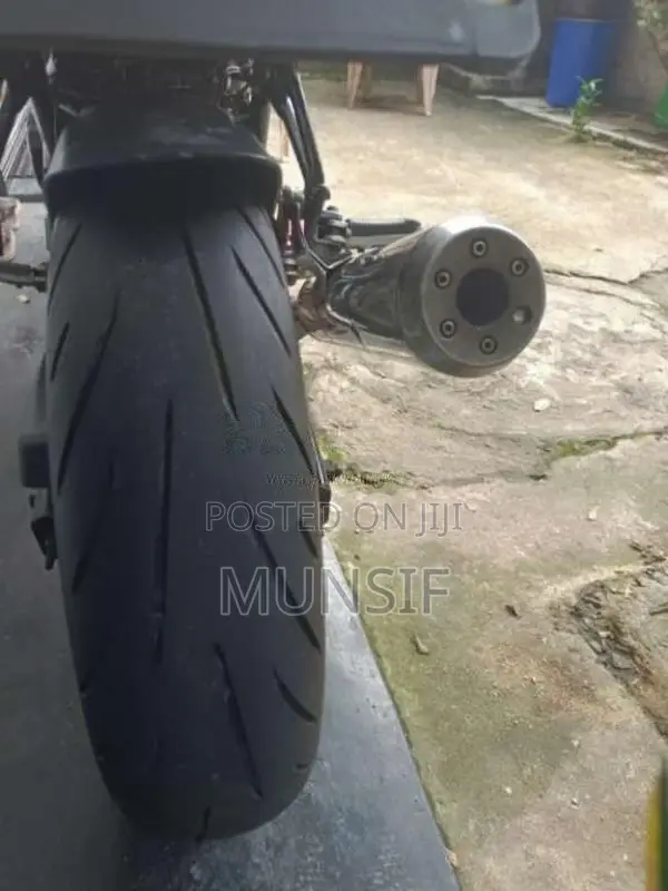 Suzuki Bandit 2007 Motorbike (Used)