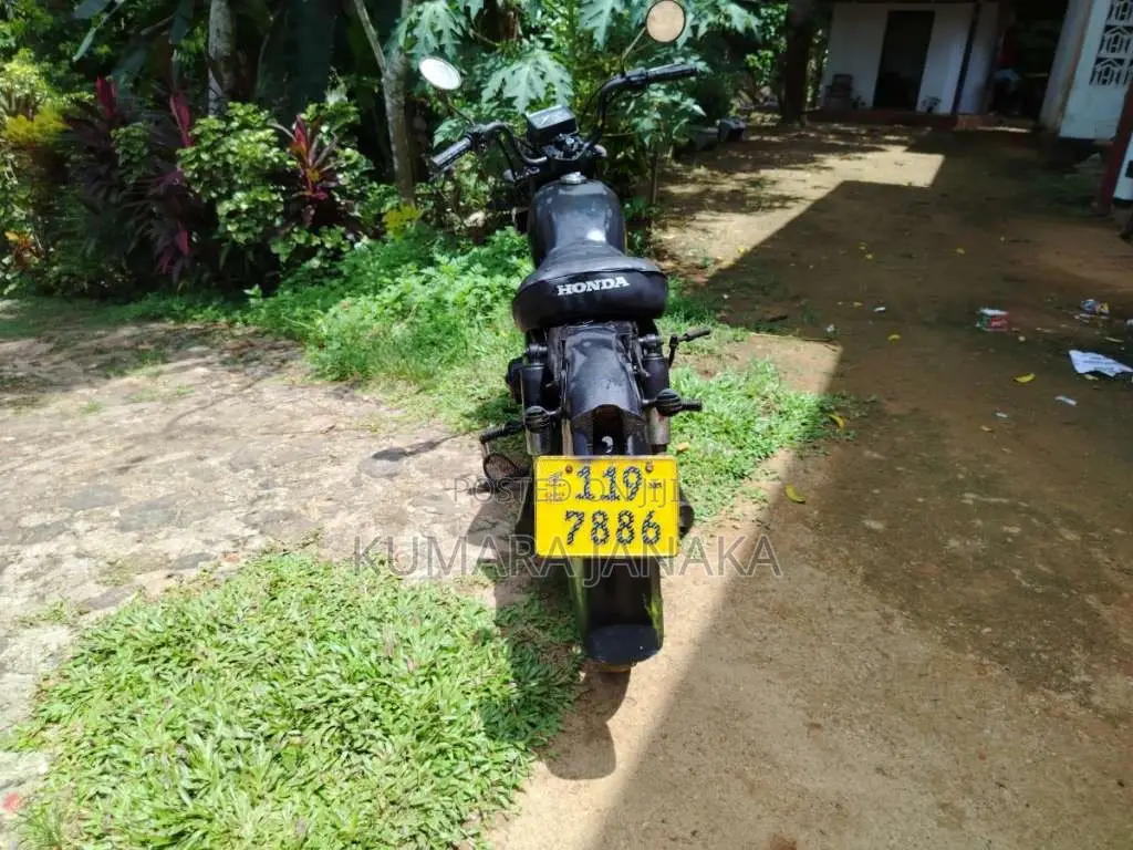 Honda CD 125 1986 Motorbike (Used)