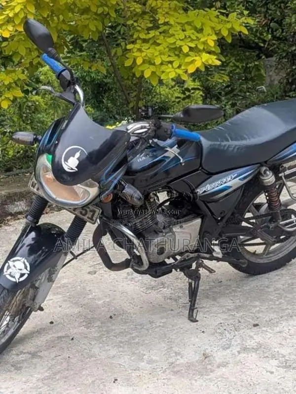 Bajaj Discover 2005 Motorbike (Used)