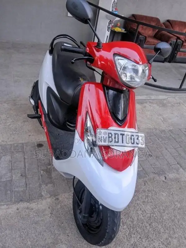 TVS Zest 2015 Motorbike (Used)