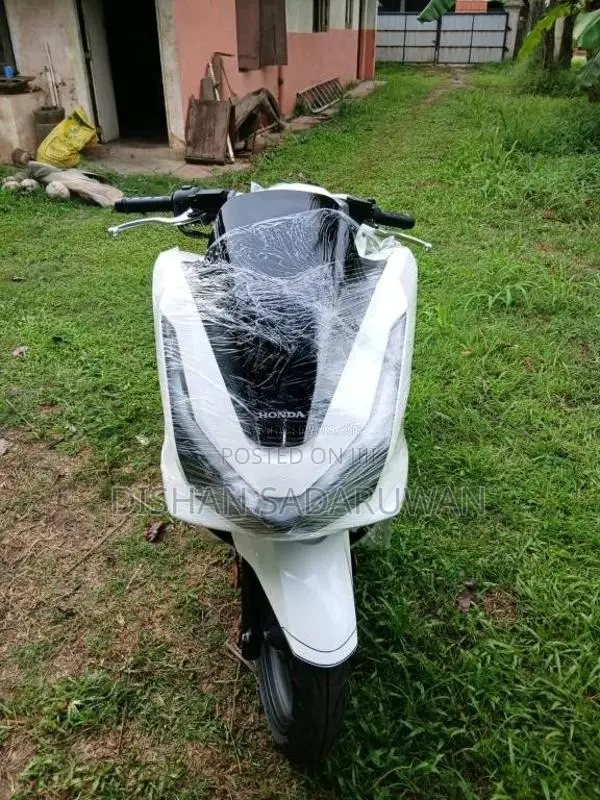 Honda Pcx 2025 Motorbike Brand New