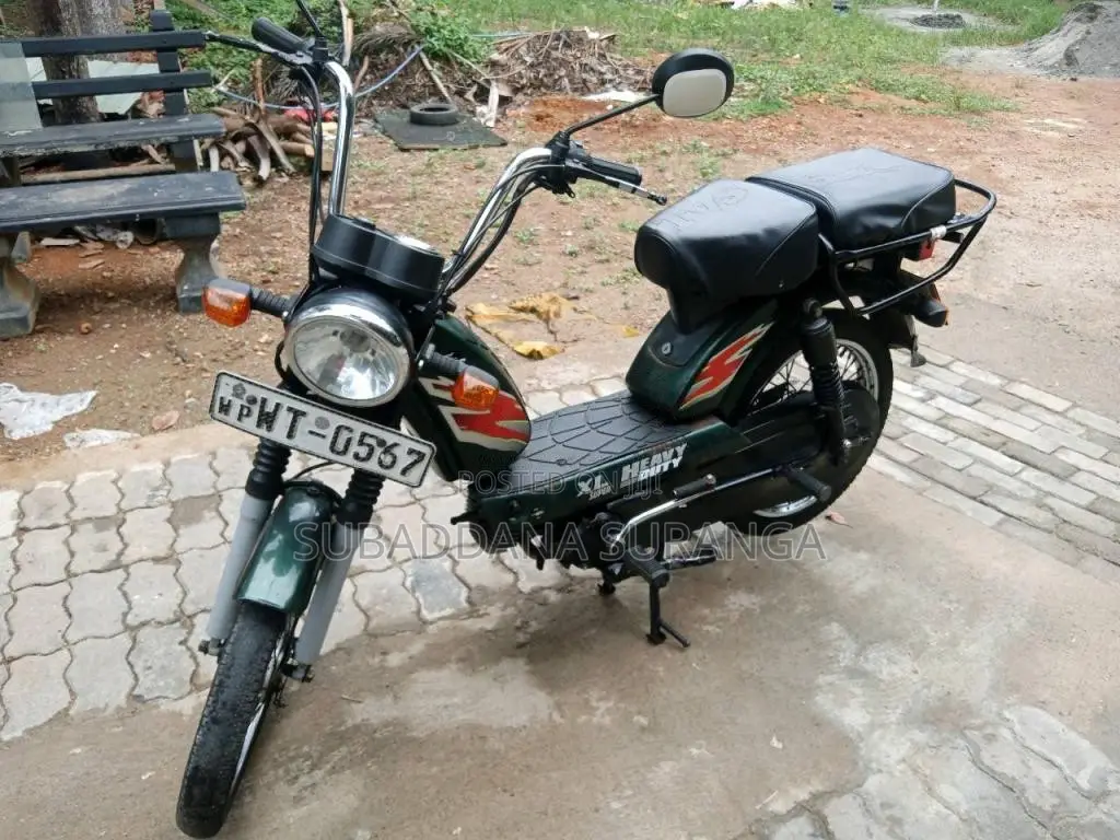 TVS XL100 2010 Motorbike (Used)