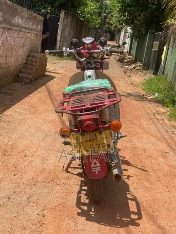Honda MD 90 2004 Motorbike (Used)