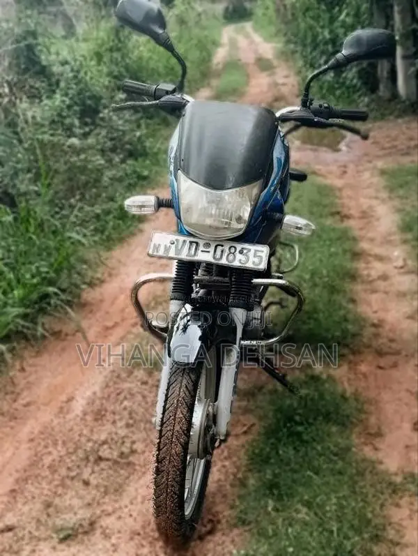 Bajaj Platina 2010 Motorbike (Used)