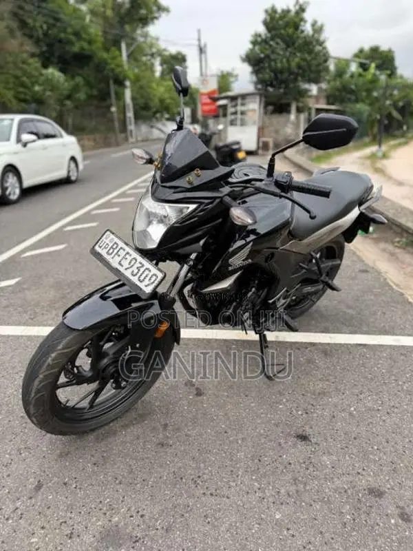Honda CB Hornet 2017 Motorbike (Used)