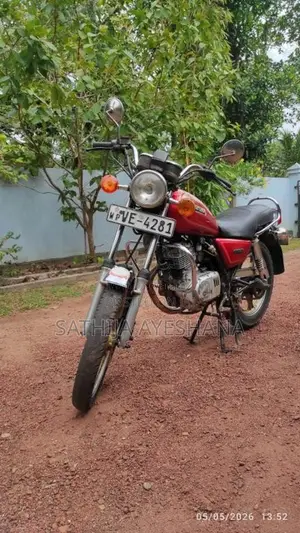 Suzuki GN125 2011 Motorbike (Used)