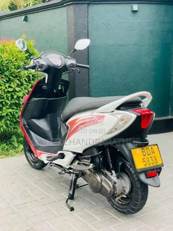 TVS Zest 2015 Motorbike (Used)