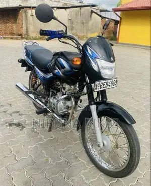 Bajaj CT-100 2016 Motorbike (Used)
