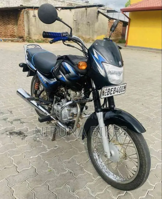 Bajaj CT-100 2016 Motorbike (Used)