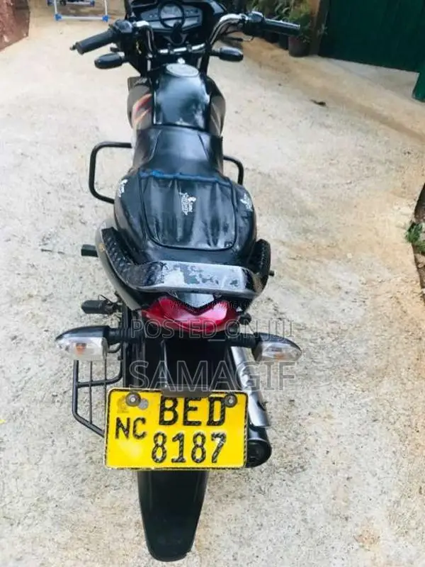 Mahindra Centuro 2015 Motorbike (Used)