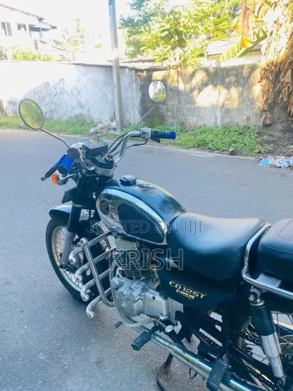 Honda CD125 2003 Motorbike (Used)