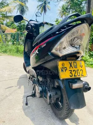 TVS Scooty Streak 2012 Motorbike (Used)