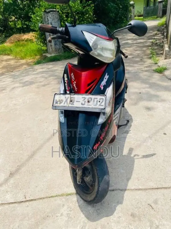 TVS Scooty Streak 2012 Motorbike (Used)