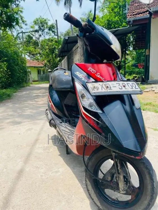 TVS Scooty Streak 2012 Motorbike (Used)