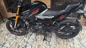Hero Hunk 160 2026 Motorbike (Used)