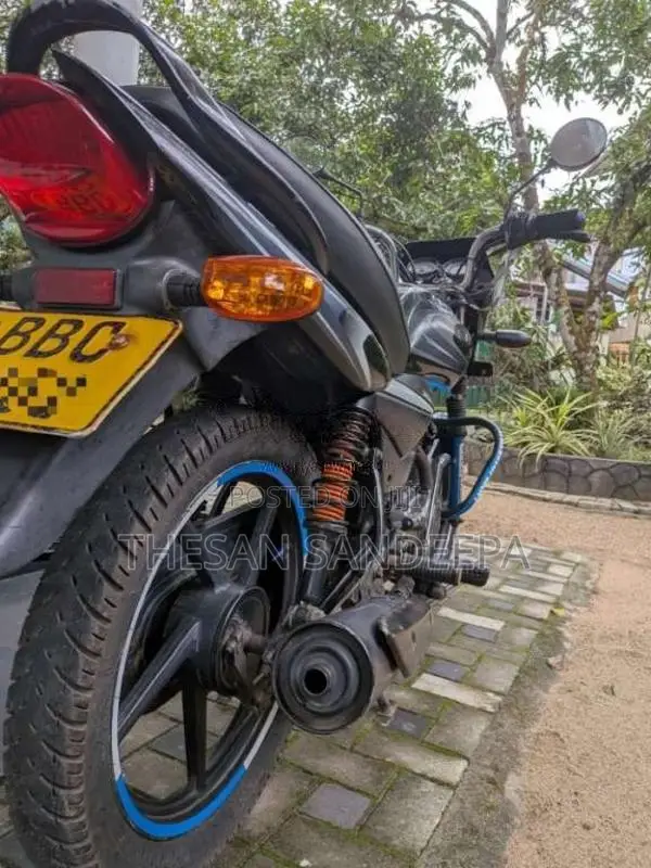 Bajaj Platina 100 2014 motorcycle (Used)