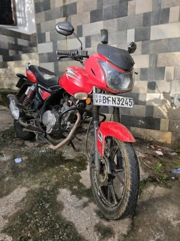 Demak Skyborn 2017 Motorbike (Used)