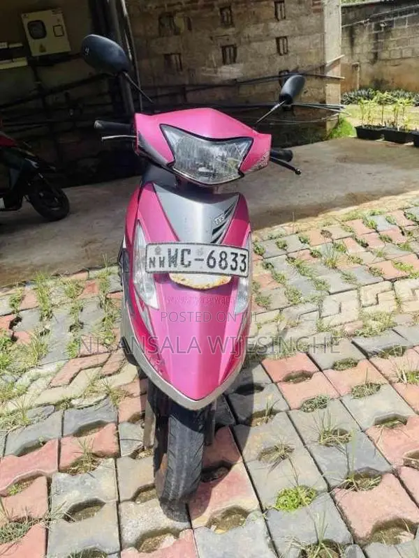 TVS Scooty Streak 2012 Motorbike (Used)