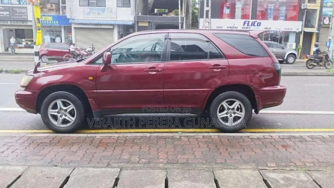 Toyota Harrier 1999 SUV (Used)