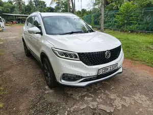 DFSK Glory I-Auto 2022 SUV (Used)