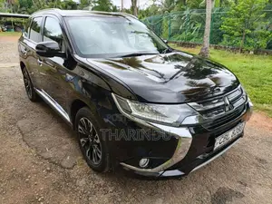 Mitsubishi Outlander 2017 SUV (Used)