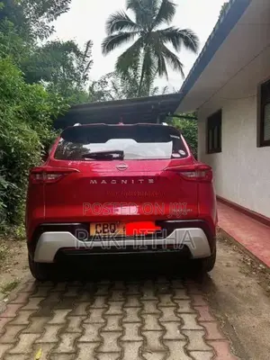 Nissan Magnite 2025 SUV (Used)