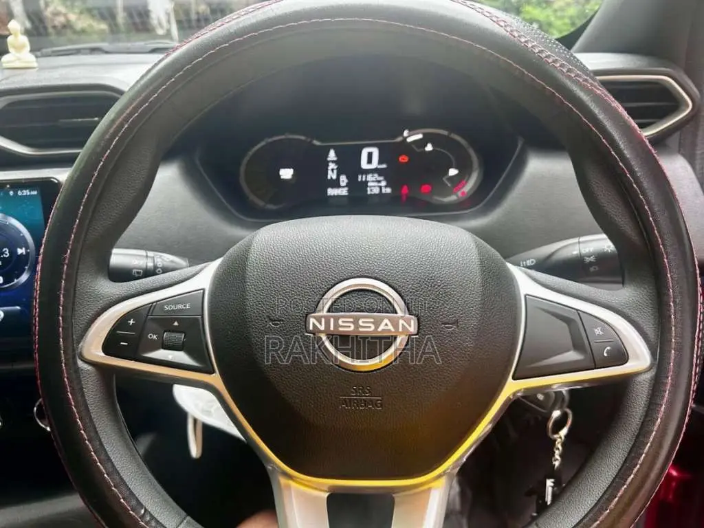 Nissan Magnite 2025 SUV (Used)