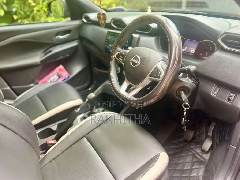 Nissan Magnite 2025 SUV (Used)