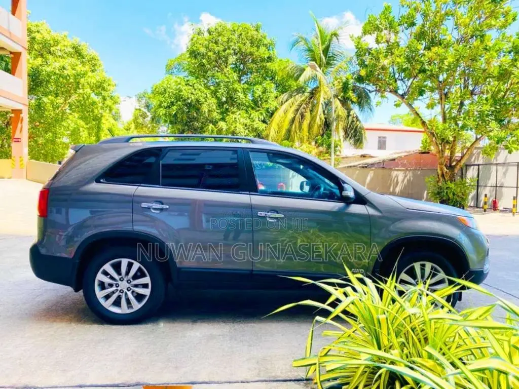 Kia Sorento 2012 SUV (Used)