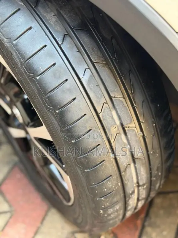 Toyota CHR 2018 SUV (Used)