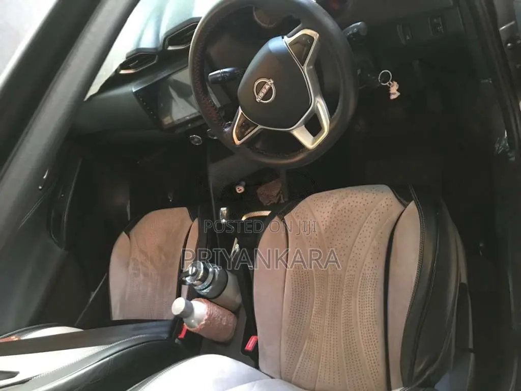 Nissan Magnite 2025 SUV (Used)