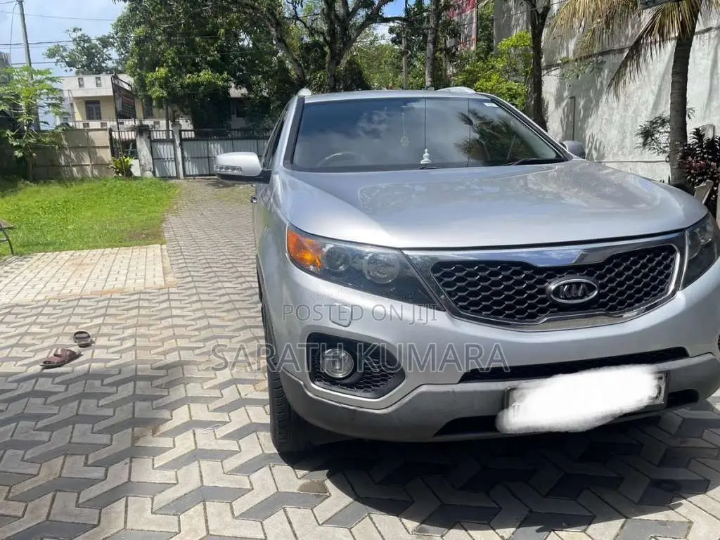 Kia Sorento 2011 SUV (Used)