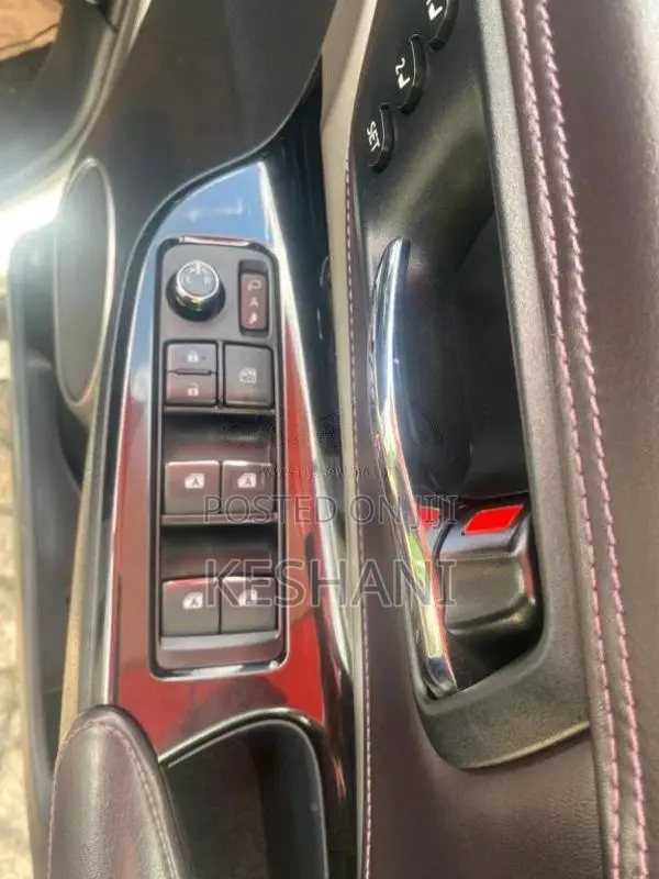 Toyota Harrier 2016 SUV (Used)