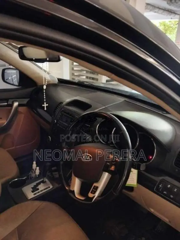 Kia Sorento 1- 12 Options 2012 SUV (Used)