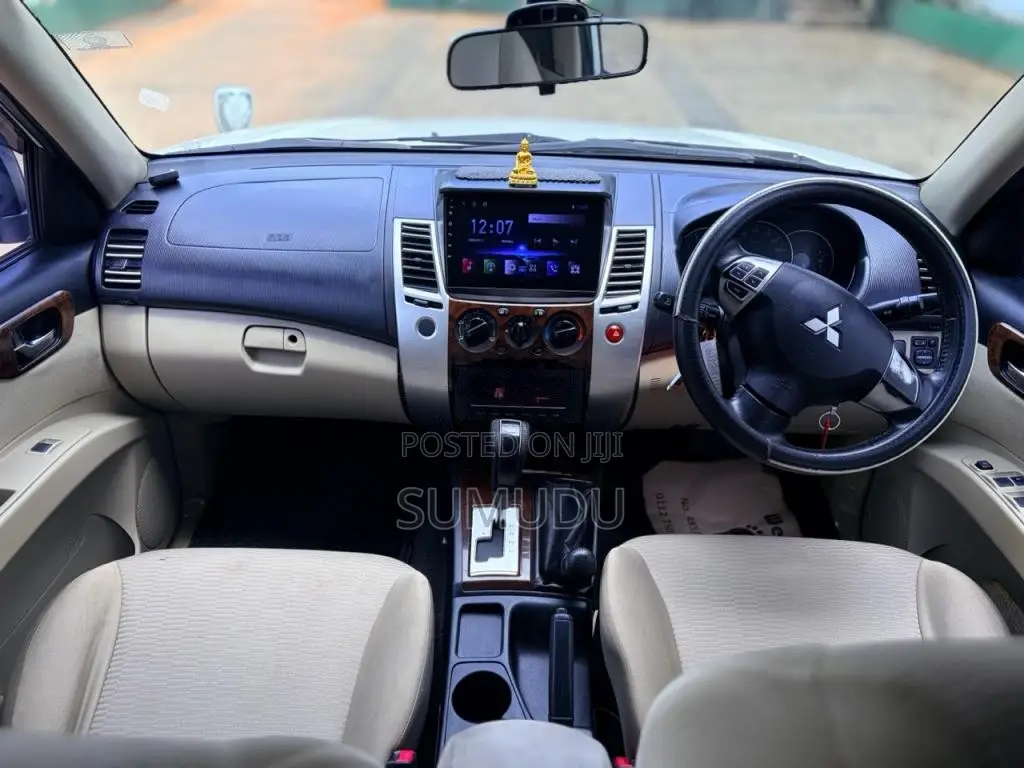 Mitsubishi Montero 2012 SUV (Used)