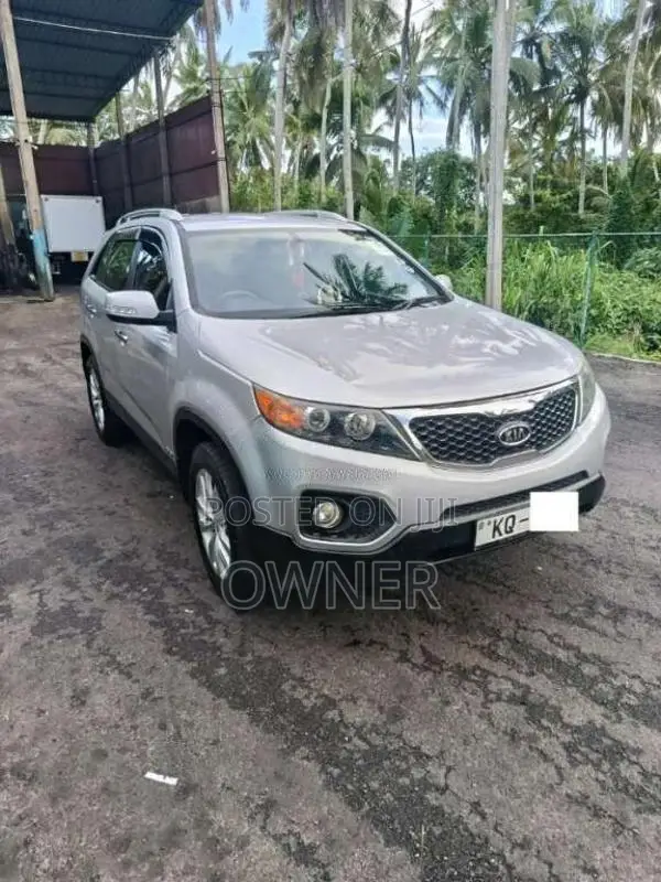 Kia Sorento 2011 SUV (Used)