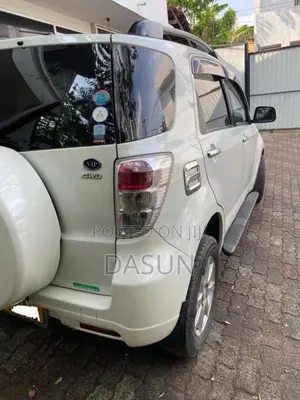 Toyota Rush 2010 SUV (Used)