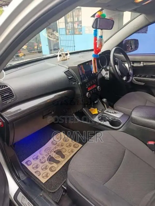 Kia Sorento 2011 SUV (Used)