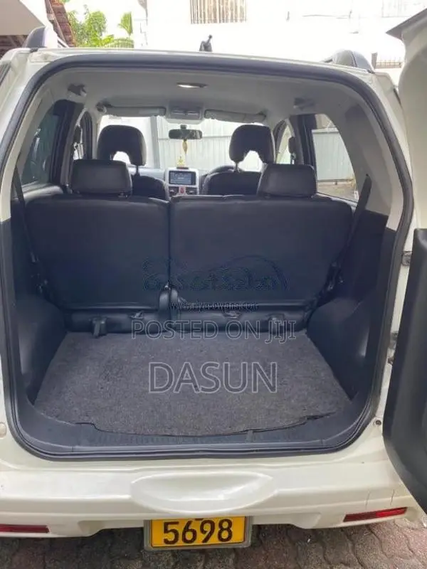 Toyota Rush 2010 SUV (Used)